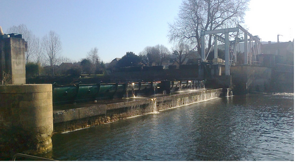 Le-barrage-Aubas-Syndicat-Vallée-Vézère-Dordogne
